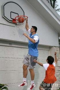 篮球明星扮演路人视频,一场意外的路人秀
