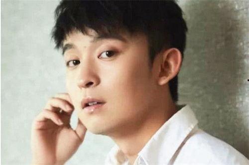 明星儿子帅气发型,帅气发型引领潮流