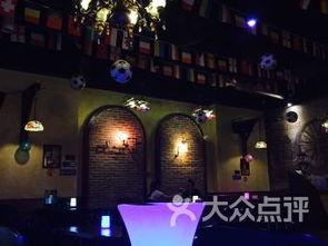 湛江网红皇后酒吧,夜生活新地标，激情燃烧的夜晚盛宴