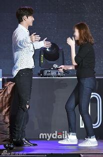 韩国明星拥抱图片大全,韩国明星温馨拥抱瞬间大盘点